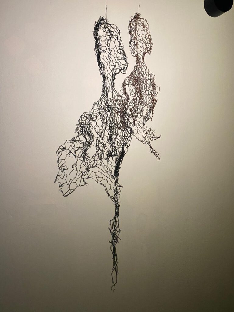 Escultura Ego de Arturo Álvarez